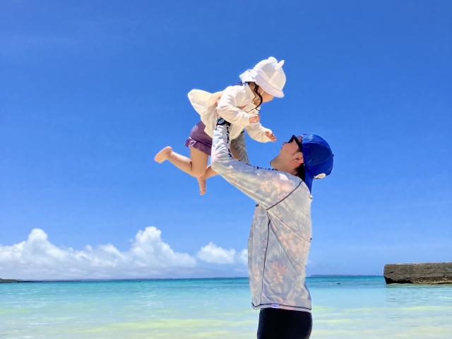 ラッシュガード、服装、持ち物