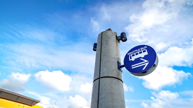 沖縄　シャトルバス