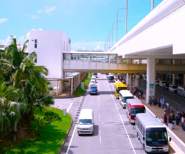 那覇空港　バス