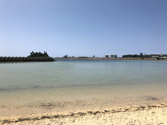 沖縄　恩納村　シーサイドドライブイン