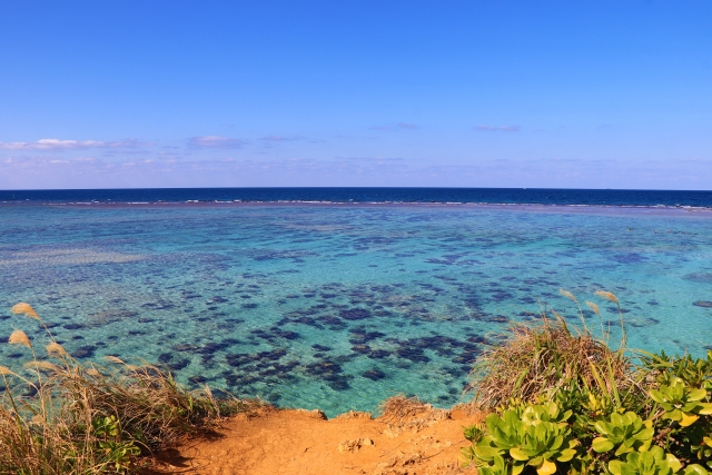 沖縄　恩納村　ザネー浜