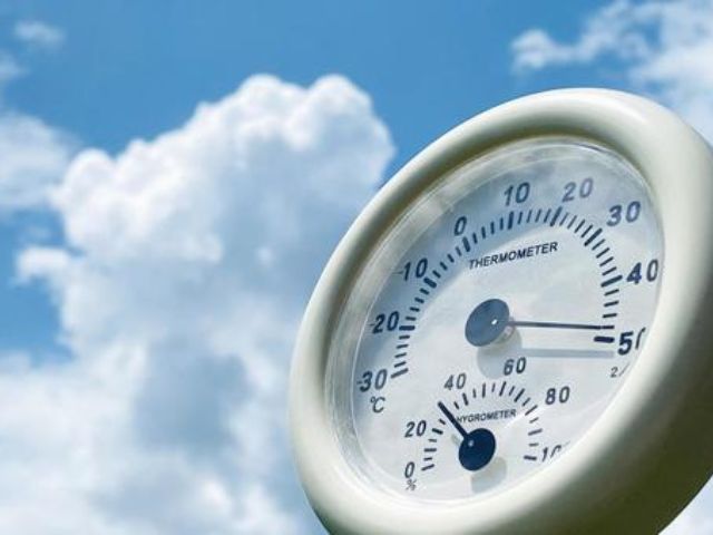 沖縄　恩納村　温度計