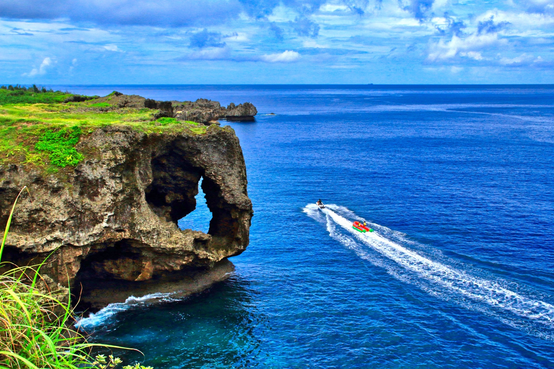 万座毛　恩納村　観光スポット