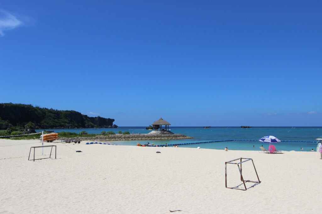 沖縄　恩納村海浜公園ナビービーチ