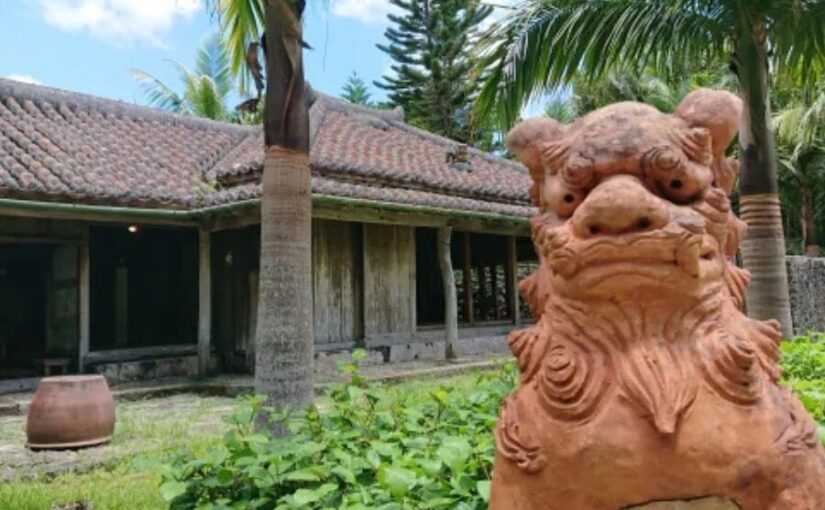 沖縄　恩納村　シーサー