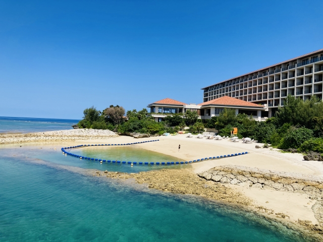 沖縄　恩納村　瀬良垣アイランド沖縄